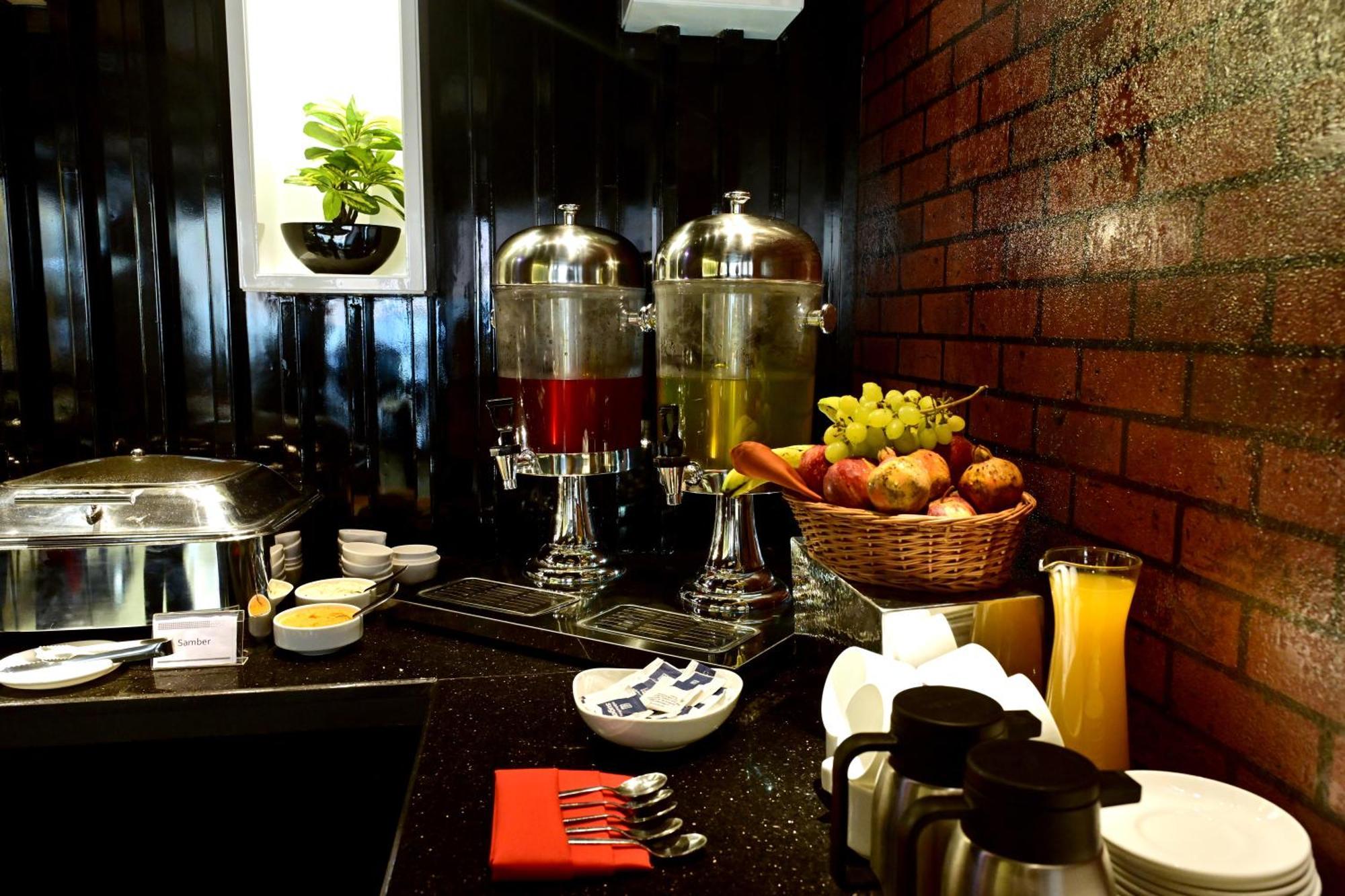 Hotel Trax International Jamshedpur Bagian luar foto