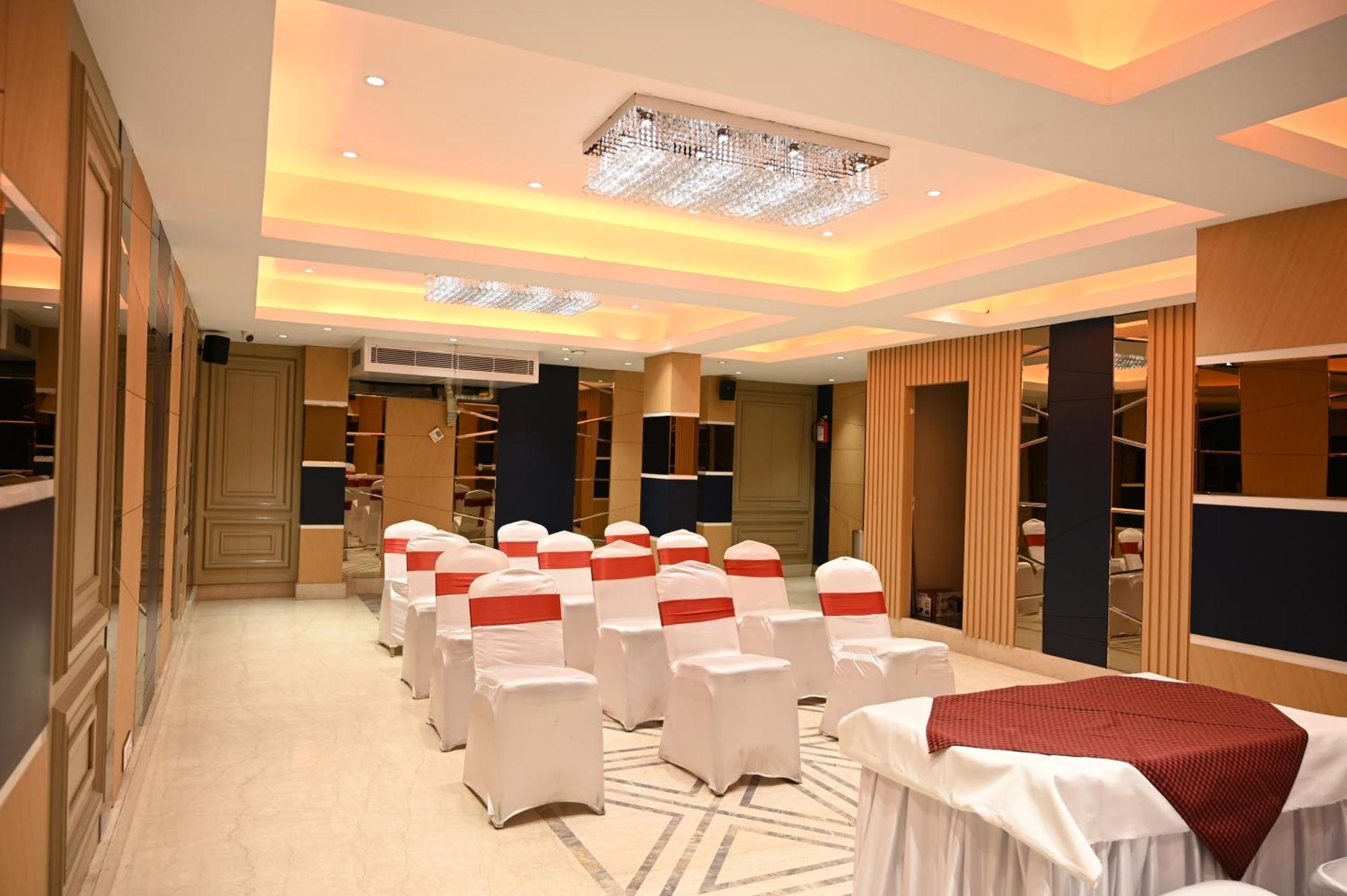 Hotel Trax International Jamshedpur Bagian luar foto