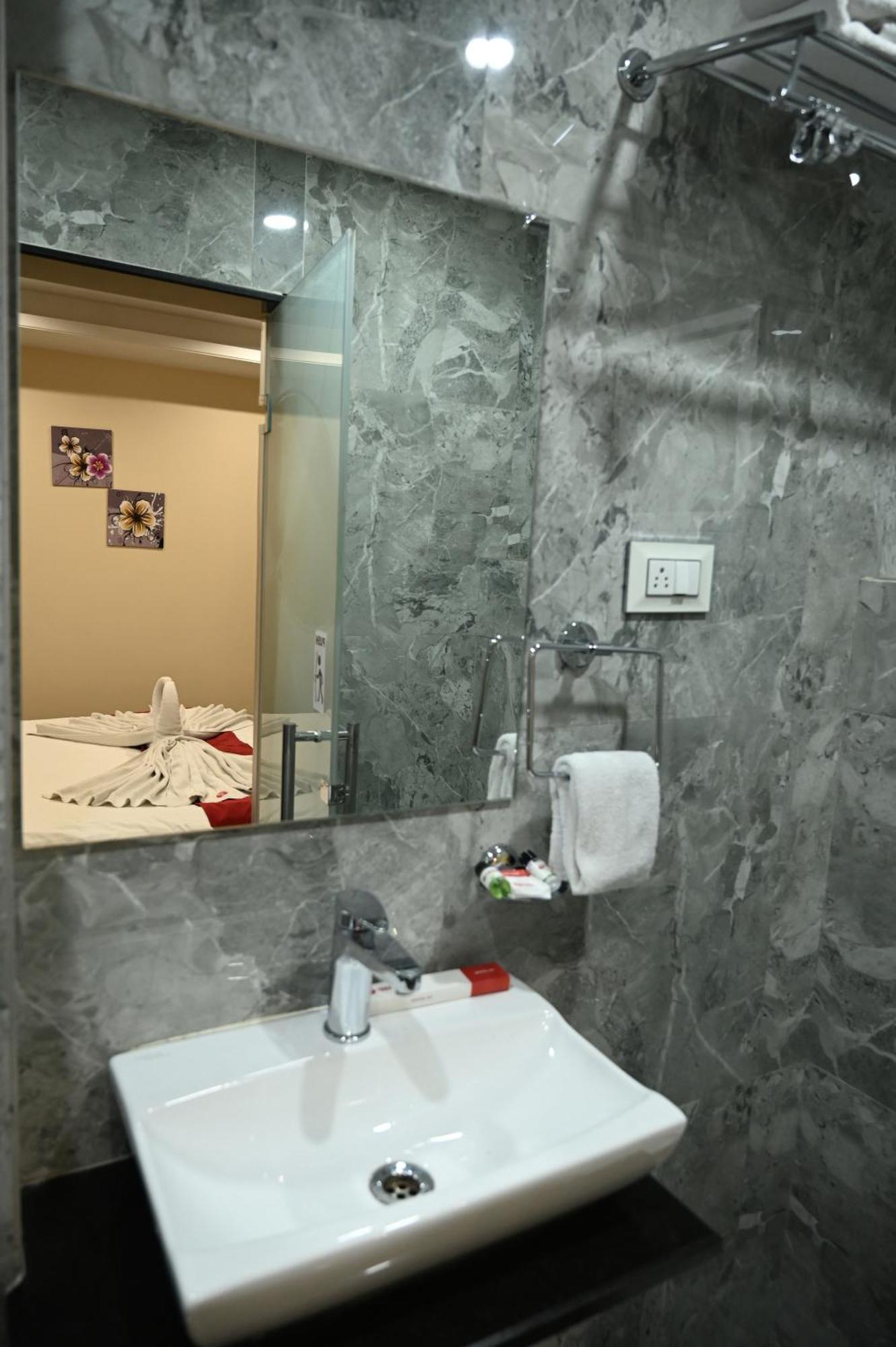 Hotel Trax International Jamshedpur Bagian luar foto