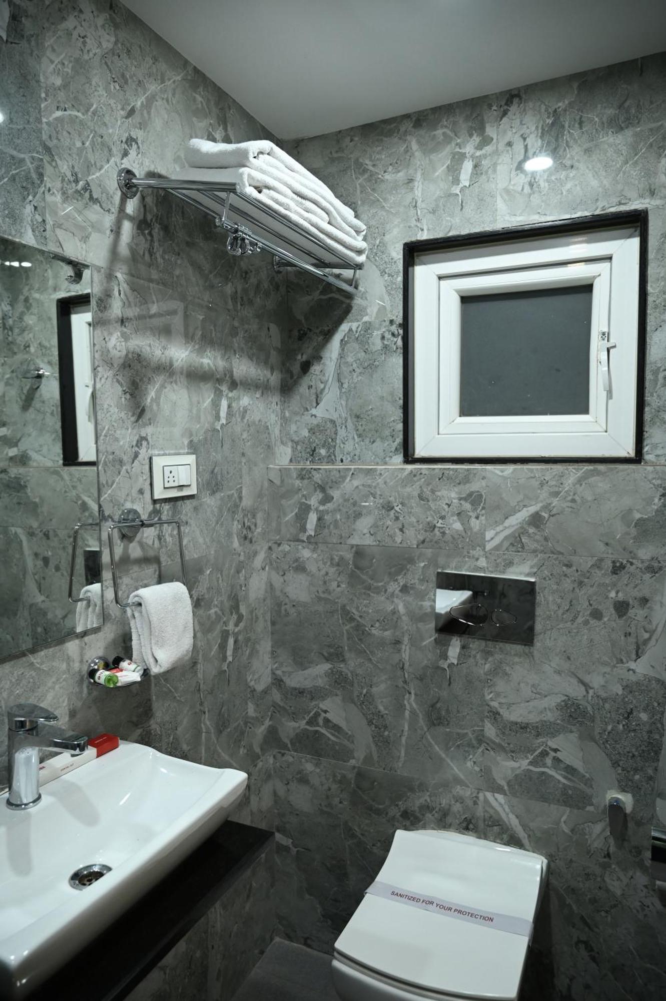 Hotel Trax International Jamshedpur Bagian luar foto
